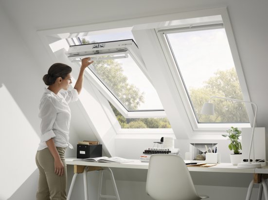 Мансардное окно Velux WhiteLine GGU 0068